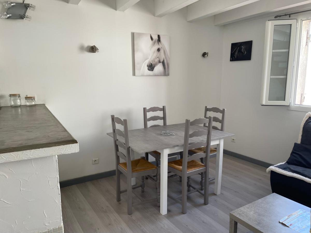 Appartement Des Penitents Saintes-Maries-de-la-Mer Exterior photo